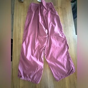UO Urban outfitters Baggywinds rasp M/L parachute pants